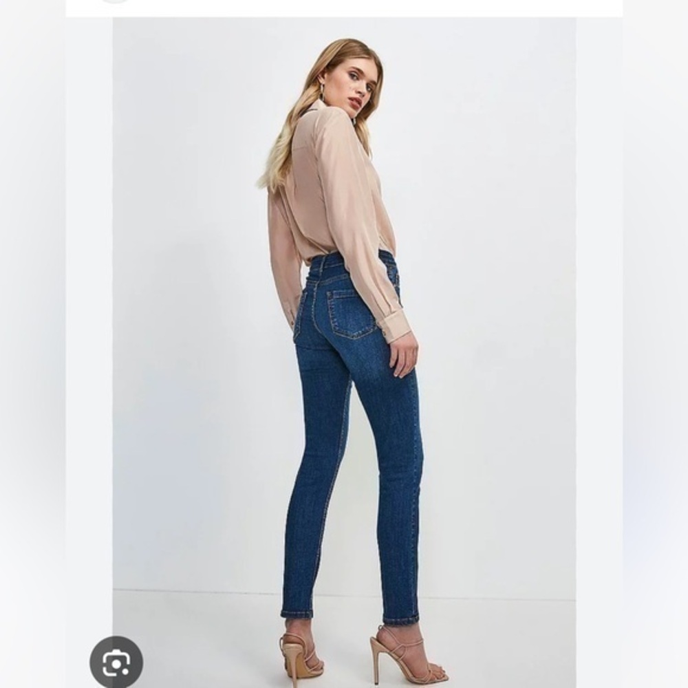 Karen Millen | Blue Highrise Studded Skinny Jeans Size 4